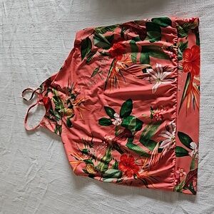 Sleeveless floral top